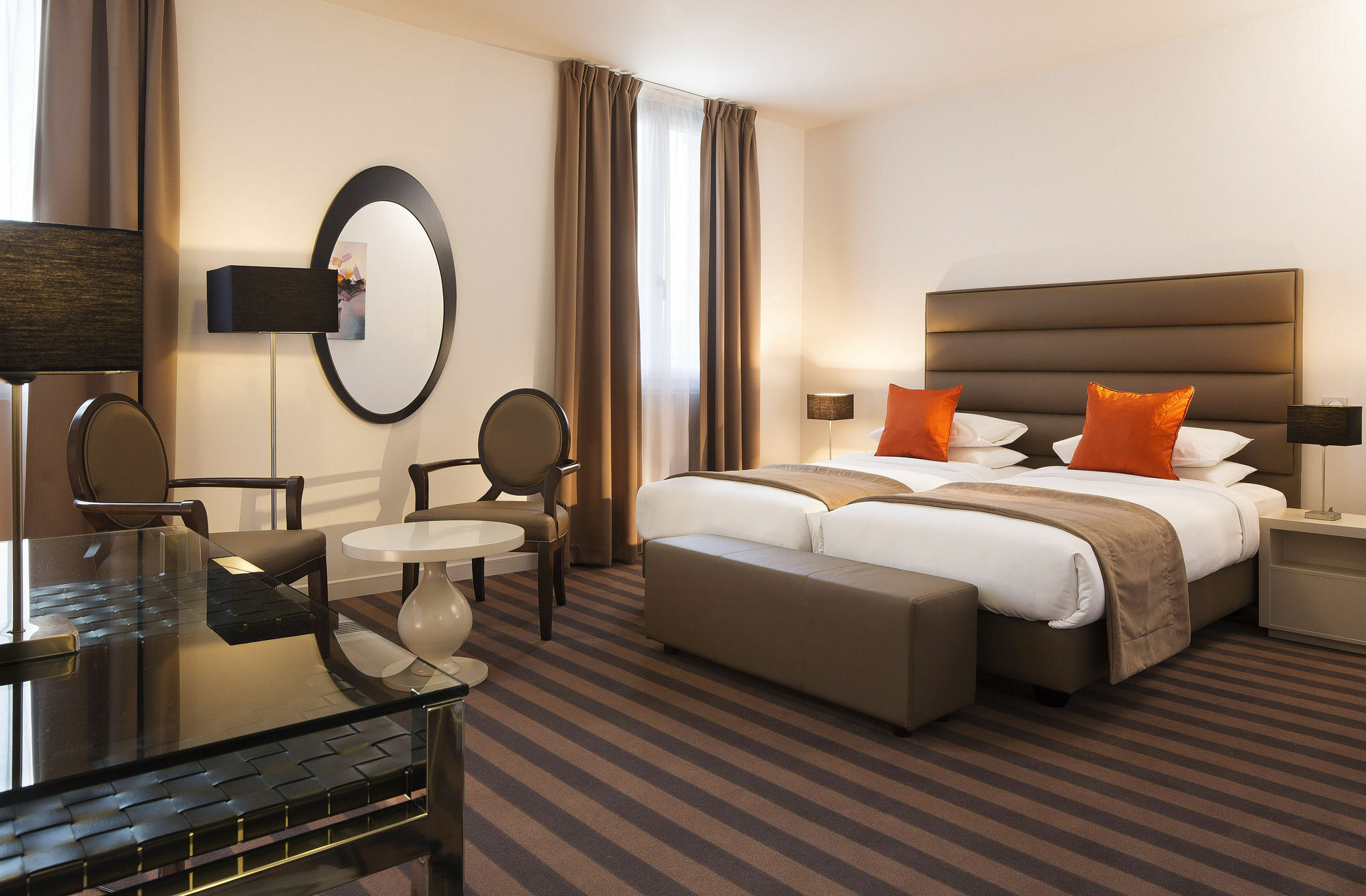 Executive Hotel Paris Женвил Екстериор снимка